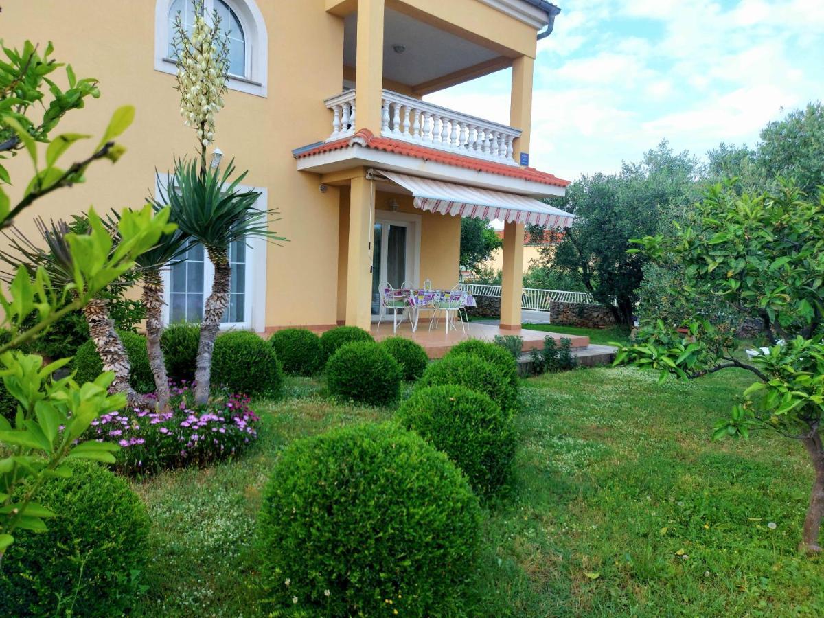 Apartmani Olea Krk Veglia Exterior foto