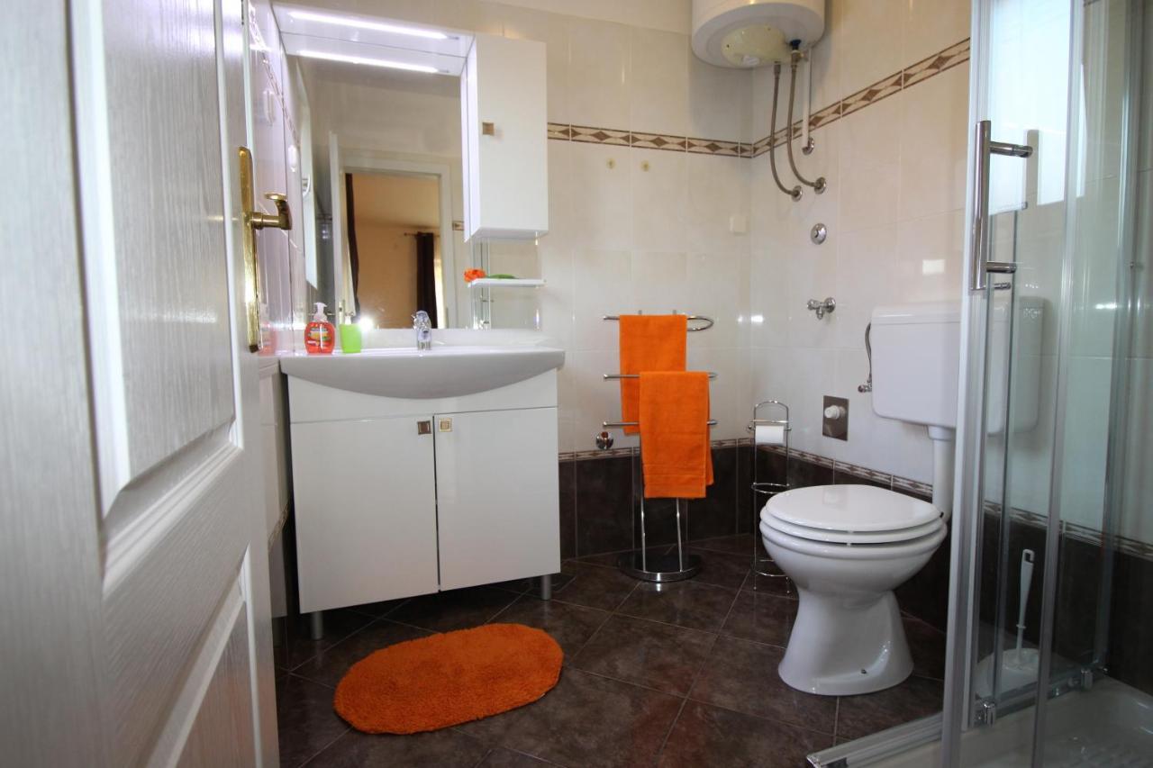 Apartmani Olea Krk Veglia Exterior foto