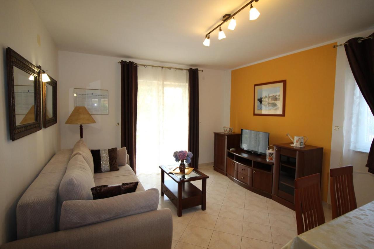 Apartmani Olea Krk Veglia Exterior foto